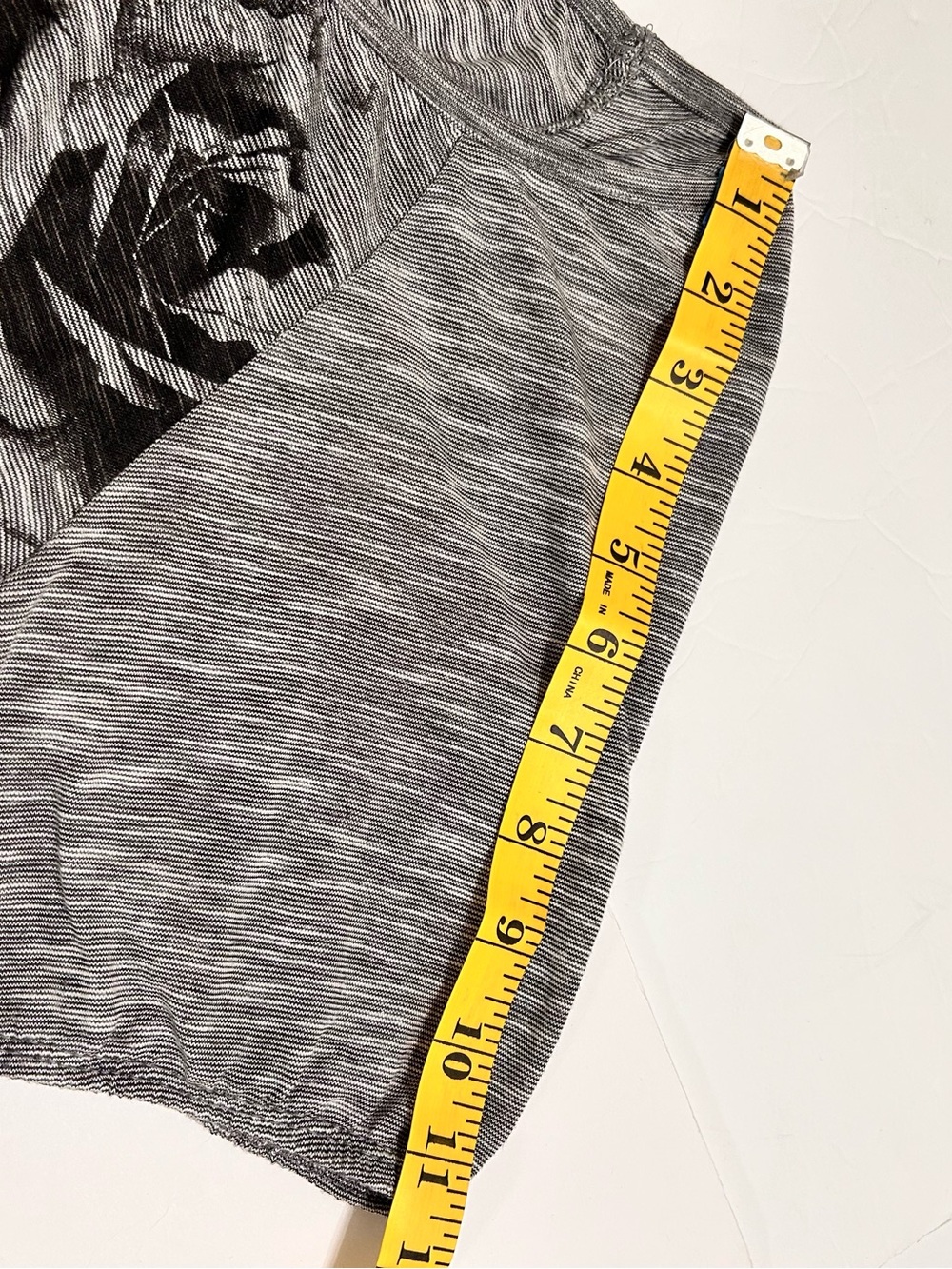 Vintage Style & Co Women’s Embellished Rhinestones short sleeve top gray PL - Picture 9 of 9